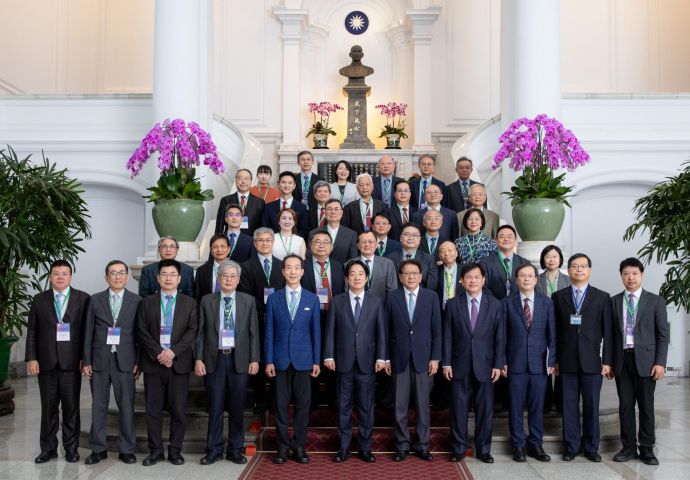 ✨廖昭銘總院長與中醫藥界先進共同受邀總統接見✨