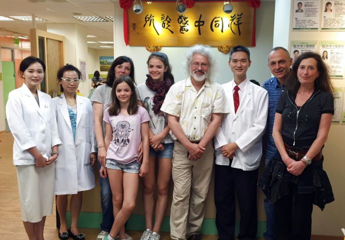 法國巴黎杵針中醫學院中醫師來訪交流