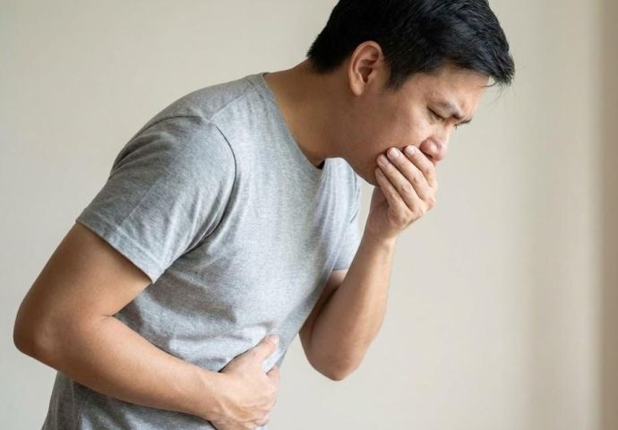 反胃想吐舒緩方式 5 大招！中醫告訴您反胃想吐該吃什麼？